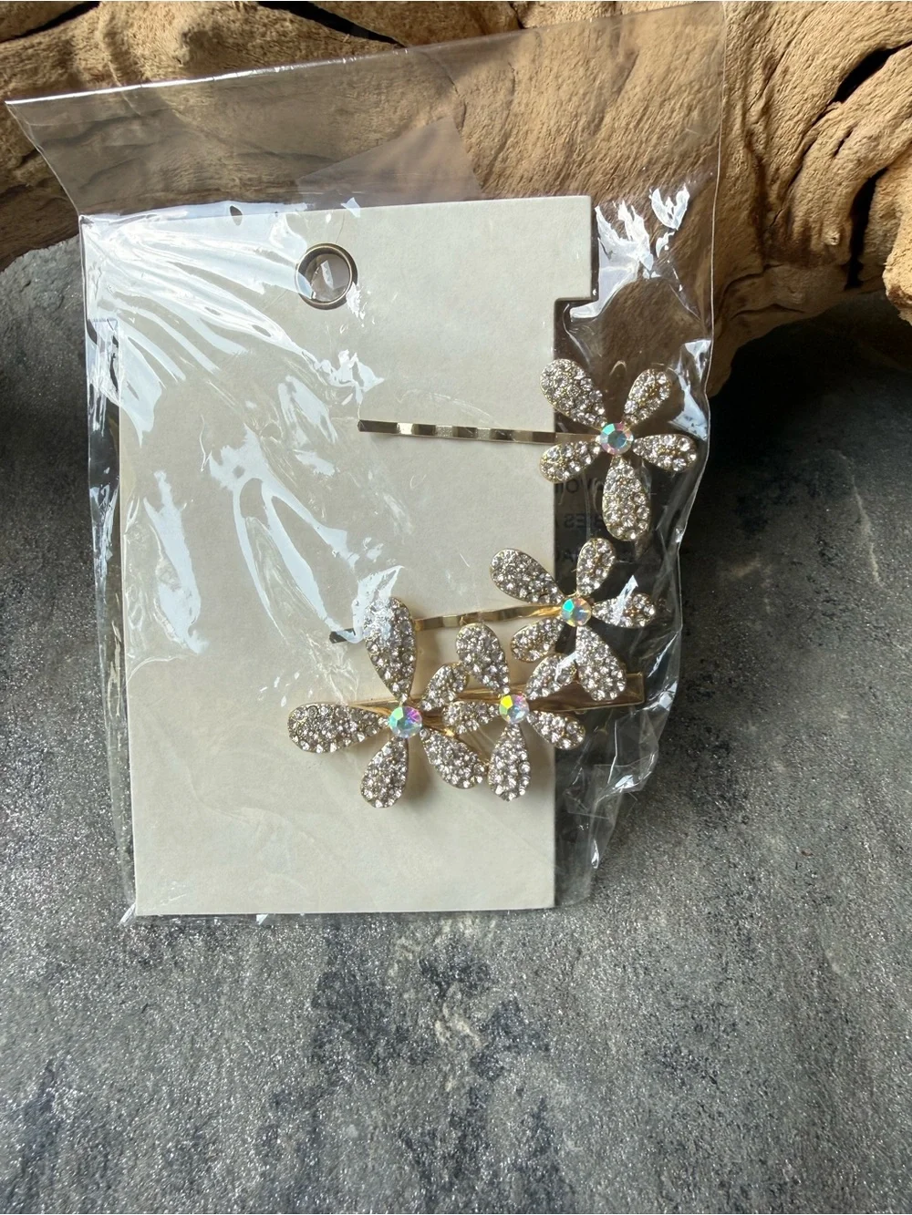 New🌟Anthropologie-Rhinestone Flower Bobby Pins - Gold Tone